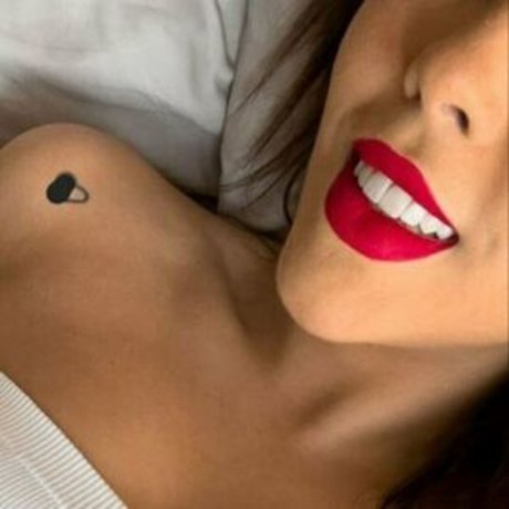 Foto di nudo di fuga di OnlyFans di Michelle Lando