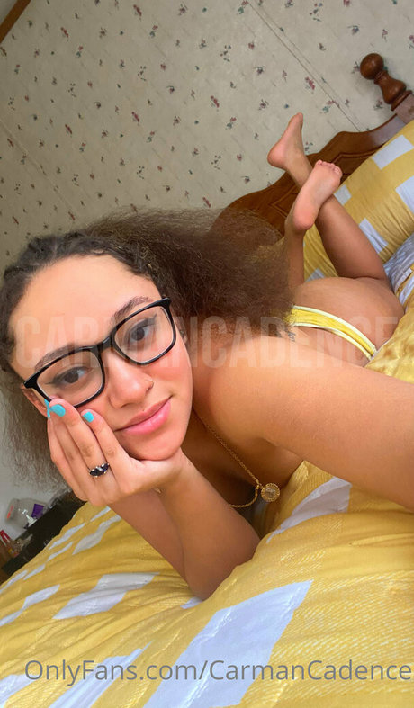 Naken lekkede OnlyFans-bilde av Carmancadence