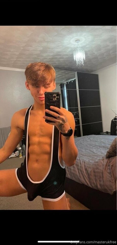 Nahá fotka uniklých OnlyFans od Masterukfree