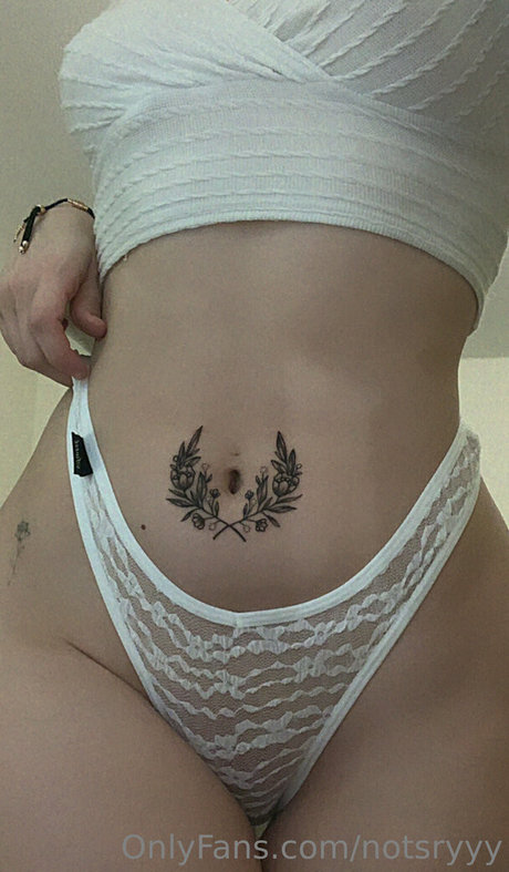 Nacktes geleaktes OnlyFans-Foto von Notsryyy