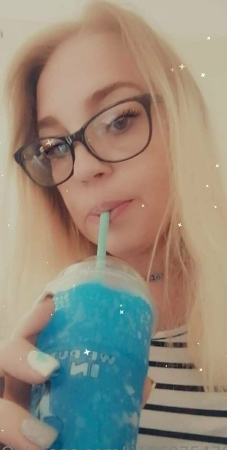 Naken läckt OnlyFans-bild av Littleprincessxx