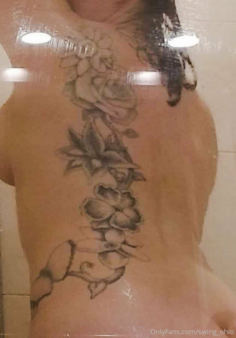 Naken läckt OnlyFans-bild av Swingohio