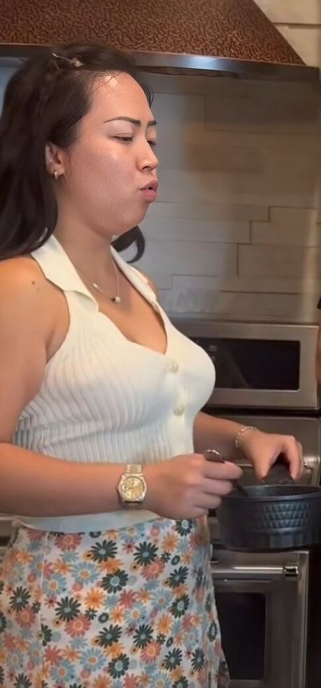 Naken lekkede OnlyFans-bilde av Joanna Rose Taguiam