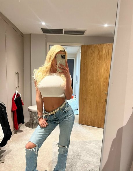 Adayinsienna OnlyFans 유출 누드 사진
