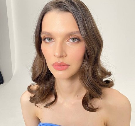 Sasha Zotova