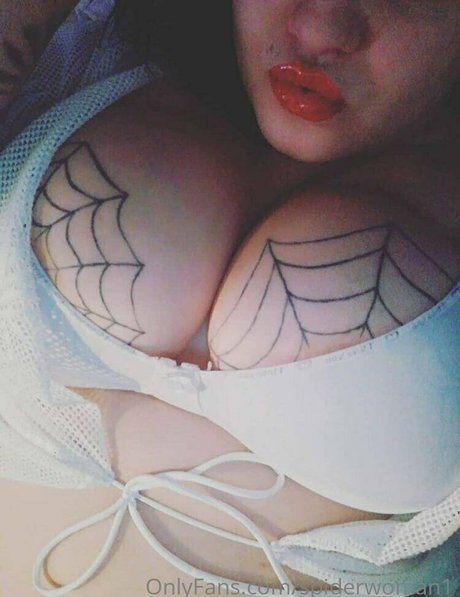Alaston vuotanut OnlyFans-kuva Spiderwoman1