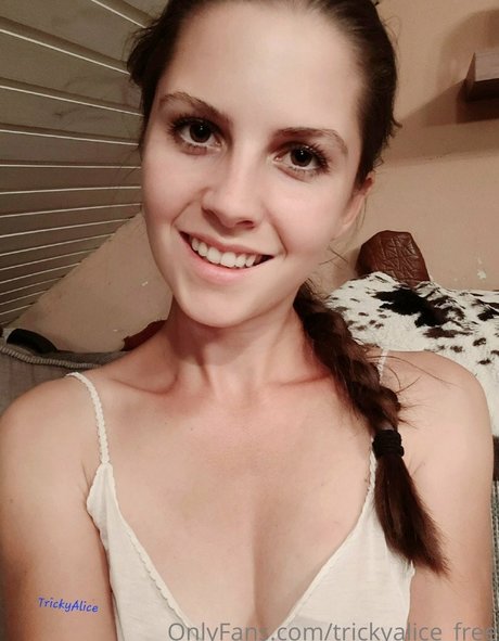Nahá fotka uniklých OnlyFans od Trickyalice6