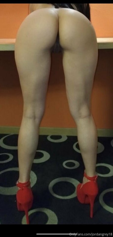 Lisajune OnlyFans 유출 누드 사진