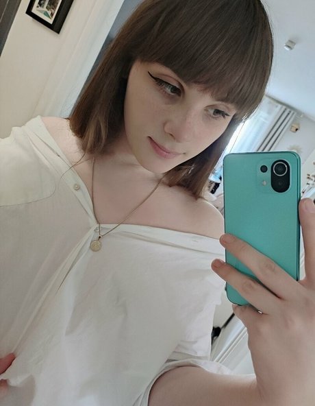 Nahá fotka uniklých OnlyFans od Alix Fembug