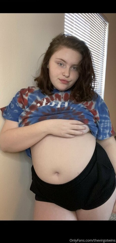 Nahá fotka uniklých OnlyFans od Thevirgotwins