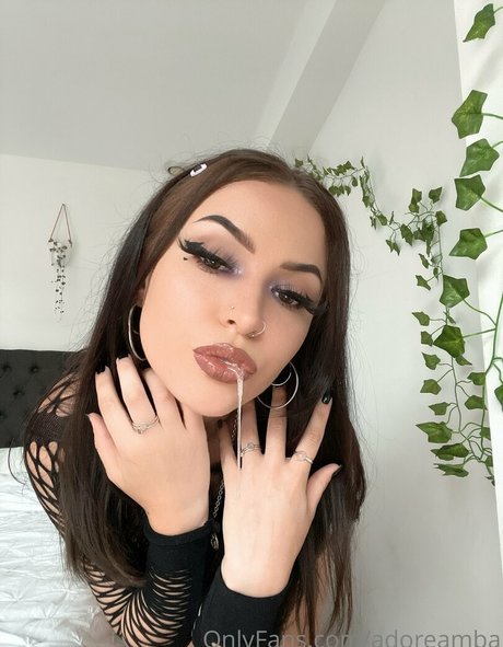 Nahá fotka uniklých OnlyFans od Adoreamba