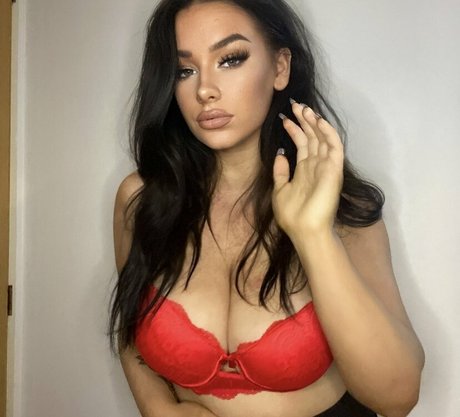 Leah X