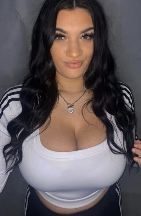 Nahá fotka uniklých OnlyFans od Chloeann Whitham