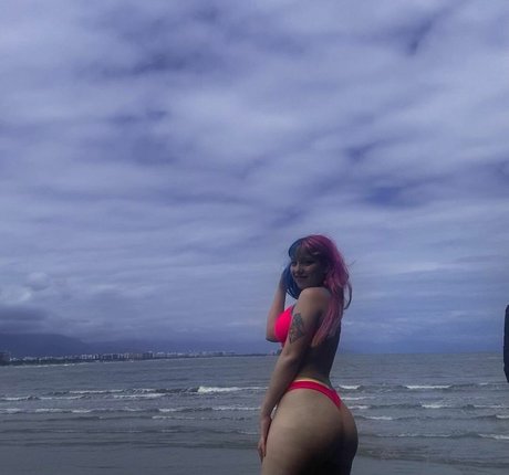 Nahá fotka uniklých OnlyFans od Victxrya