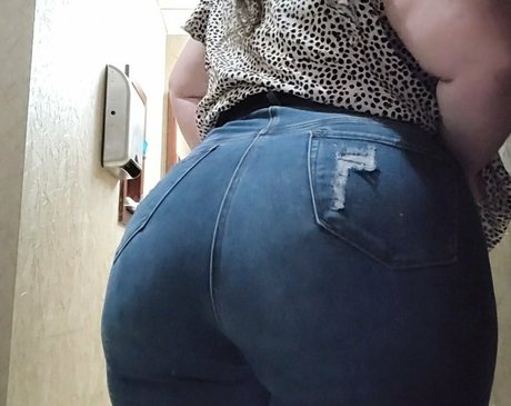 Bigooty1