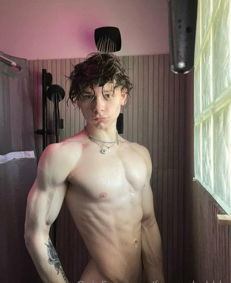 Naken lekkede OnlyFans-bilde av Freemrbubble