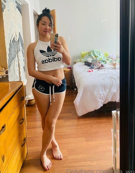 Naken läckt OnlyFans-bild av Miawu