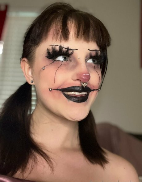 Alasti lekkinud OnlyFans-i pilt Freakonaleashxx