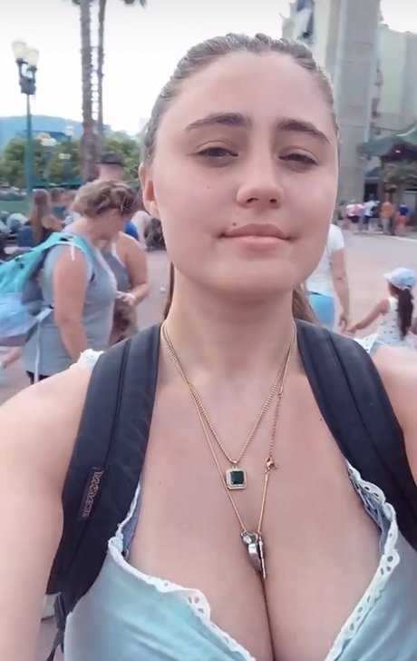 Lia Marie Johnson