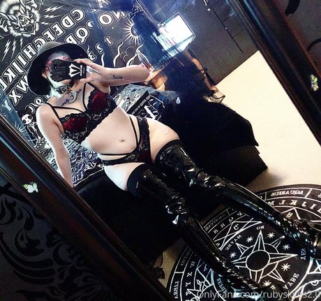 Rubyskyes20 OnlyFans泄露裸照