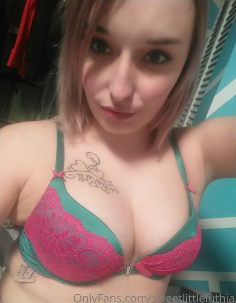 Alaston vuotanut OnlyFans-kuva Sweetlittleluthia