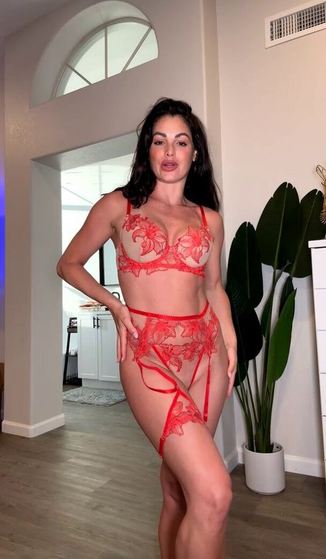 Naakte gelekte OnlyFans-foto van Kayla Fitzgerald
