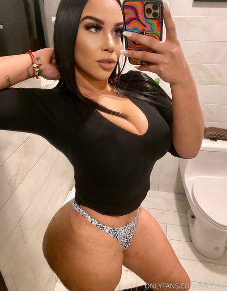 Photo nue de fuite OnlyFans de Kaeeexx