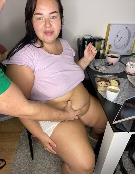Обнаженная фотография утечки OnlyFans от Chubbyprincess98