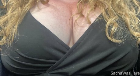 Naken lekkede OnlyFans-bilde av Fireandice907