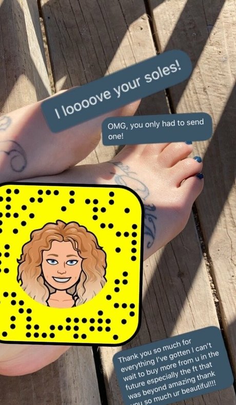 Naakte gelekte OnlyFans-foto van Assdealerari
