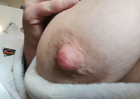 Naken läckt OnlyFans-bild av Pregnantbbw