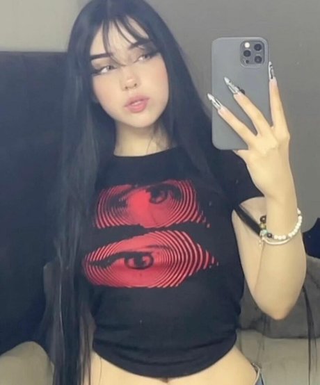 Nahá fotka uniklých OnlyFans od Heidi Ayala