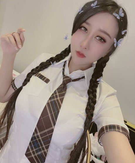 Wei Ling  nude leaked OnlyFans photo