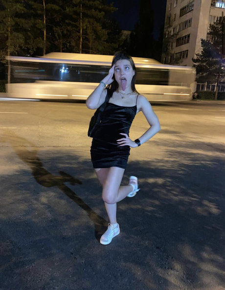 Photo nue de fuite OnlyFans de Radmila Maro