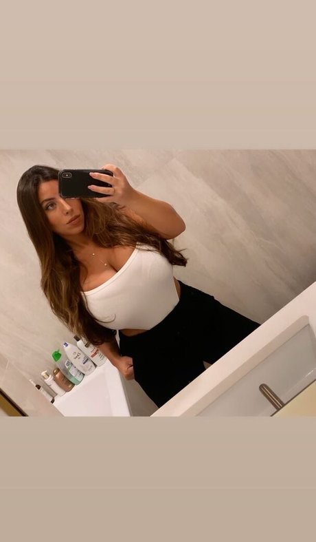 Tami Bar
