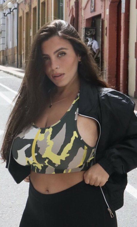 Tami Bar