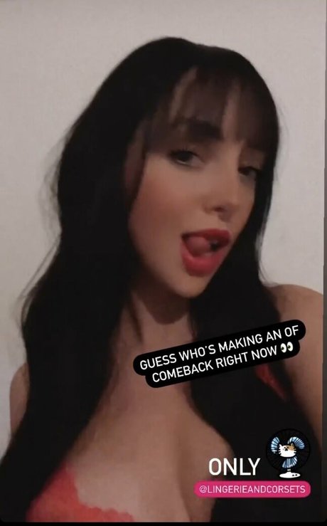 Обнаженная фотография утечки OnlyFans от Lingerieandcorsets