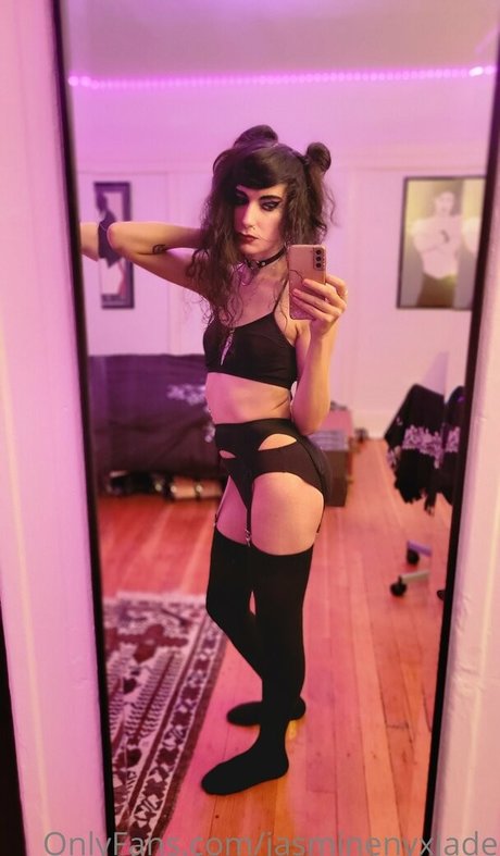 Jasminenyxjade