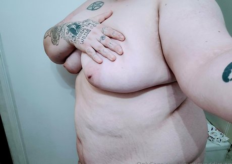 Yourtinyaddiction