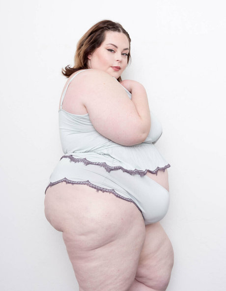 Naken läckt OnlyFans-bild av Becomingmads