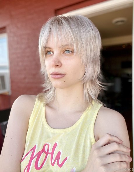 Aquaticblonde