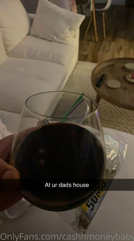 Foto nua vazada do OnlyFans de Brownbabyyyy00098