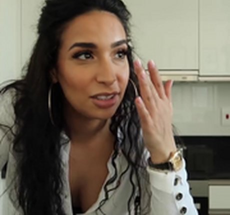Nahá fotka uniklých OnlyFans od Lamiya Slimani