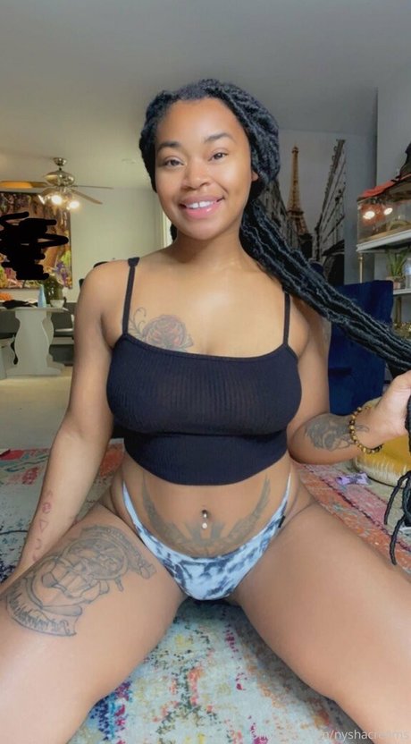 Naken läckt OnlyFans-bild av Nyshacreams