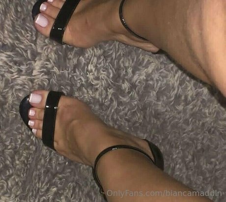 Обнаженная фотография утечки OnlyFans от Maddisonofc