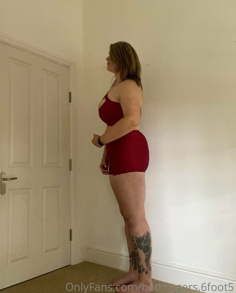 Amazonbeth6foot6