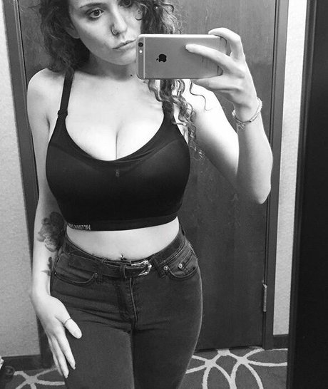 Laura Marie