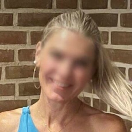 Mrsdeedee