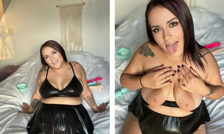 Обнаженная фотография утечки OnlyFans от Deliciouslyfree