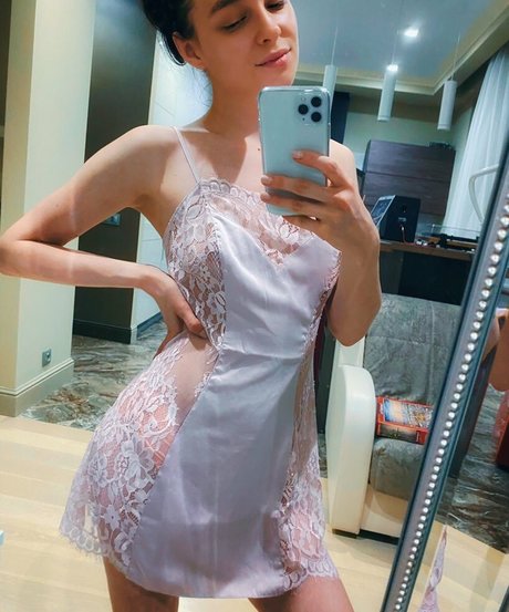 Photo nue de fuite OnlyFans de Elendelen